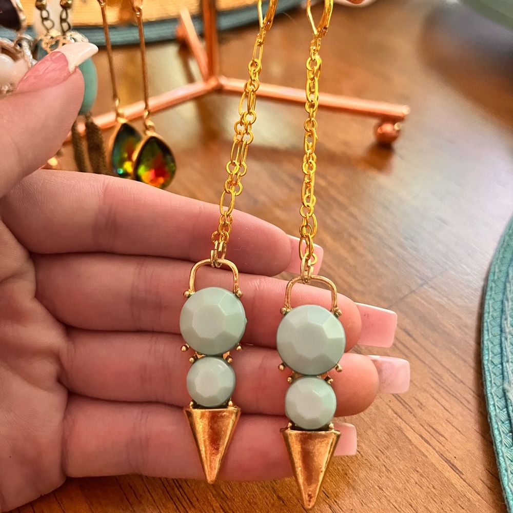 Southern Chic Dangle Earrings